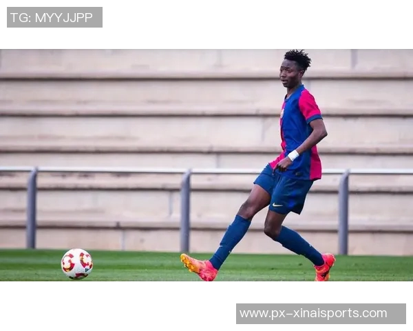 每体报道巴萨U19加里巴：偶像普约尔，有超脱黑人中卫的心智